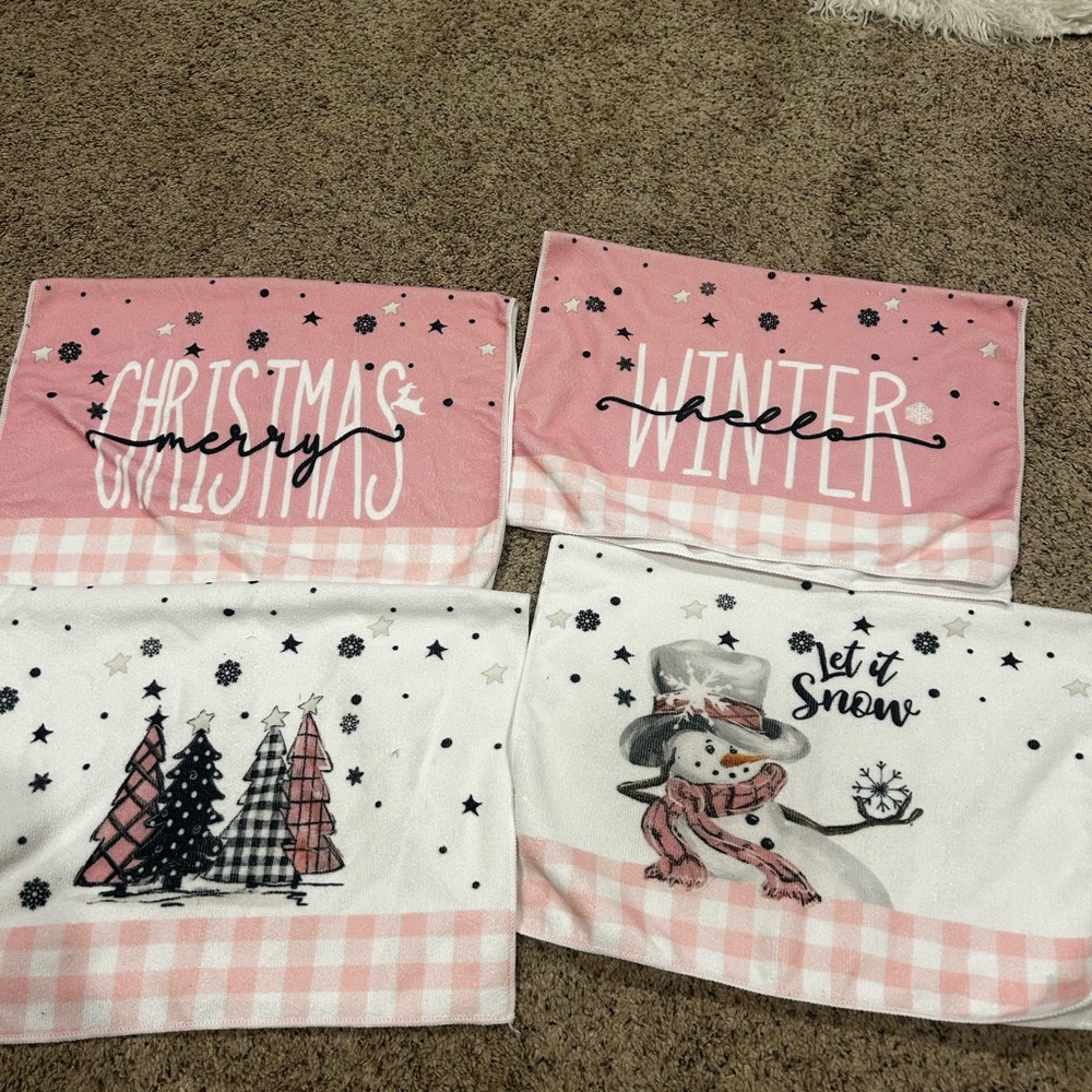 Pink Christmas Towel set